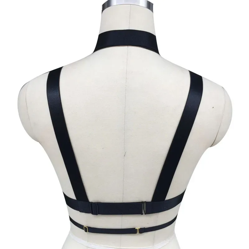 Costas do harness feminino com colchete e reguladores