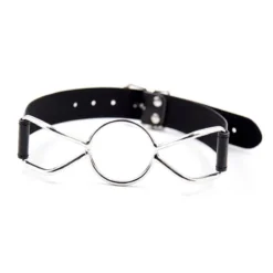Mordaça ring gag com anel de aço inox e tira de couro sintético preto