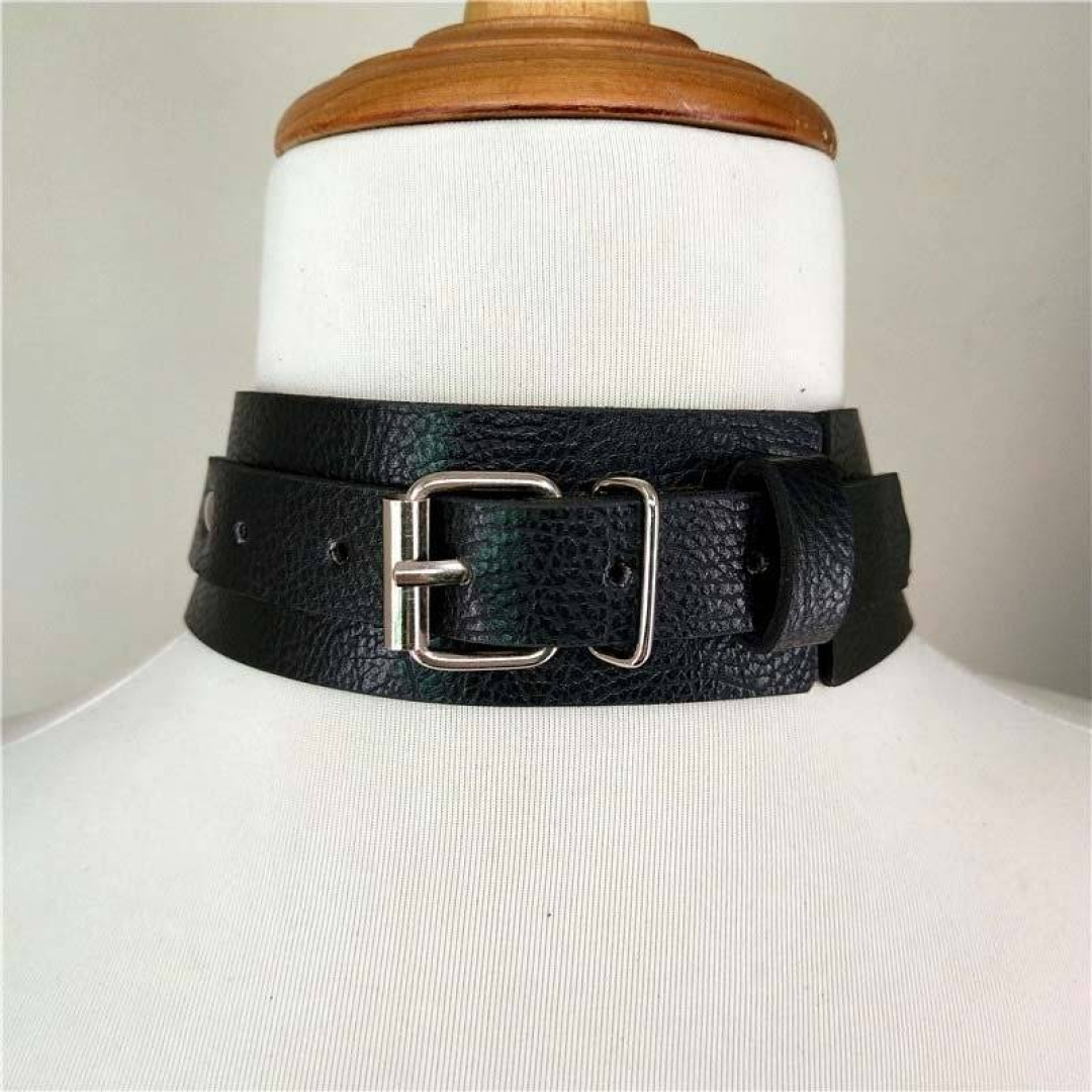 Choker Feminino Gargantilha Estilo Coleira de Couro - Chastity