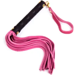Chicote flogger de tiras de couro rosa com alça de pulso rosa