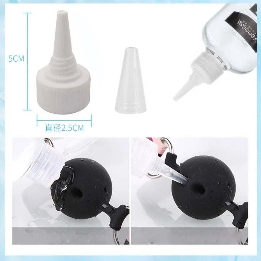 Bico injetor do lubrificante com 5 cm de altura e 2,5 cm de diâmetro