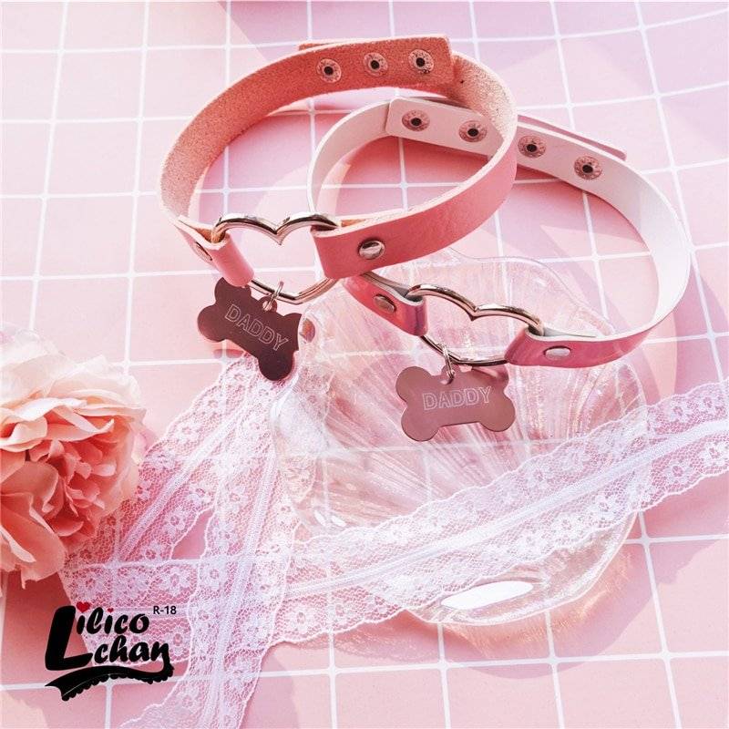 Choker Feminino Gargantilha de Coração Pingente Ossinho Puppy/Daddy