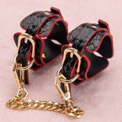 Blackwolf conjunto de bondage para cama e bdsm, algemas em couro ecológico, chicote, produto adulto, brinquedos sexuais, kits para casais, gays BDSM