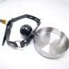 Mordaça ball gag preta com cinzeiro de aço inox preso na bola