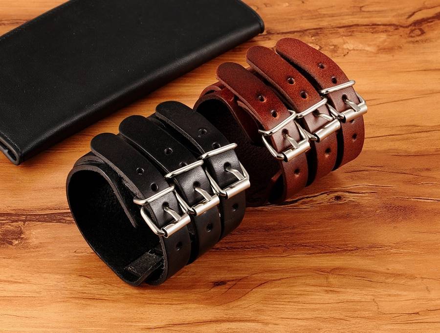 Tyo pulseira de couro genuíno para meninos, pulseira ajustável de couro clássica punk rock preta/marrom com três camadas para relógio