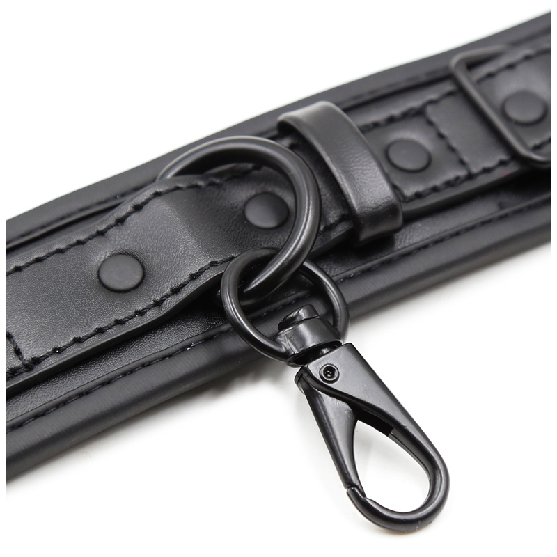 3pcs conjunto de bondage bdsm bdsm colar de couro escravo algemas de sexo polícia anklecuffs brinquedo sexual para mulher casais bondage kit 3pcs conjunto de bondage bdsm bdsm colar de couro escravo algemas de sexo polícia anklecuffs brinquedo sexual para mulher casais bondage kit