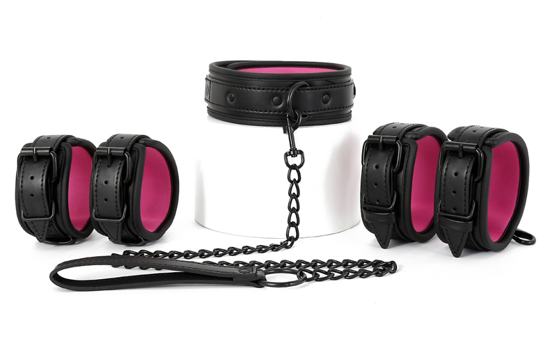 3pcs conjunto de bondage bdsm bdsm colar de couro escravo algemas de sexo polícia anklecuffs brinquedo sexual para mulher casais bondage kit