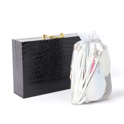 Bdsm brilhante de couro sexy conjunto cama bondage kits restrição algemas colar mordaça máscara de olho brinquedos sexuais para casais adultos BDSM Bondage