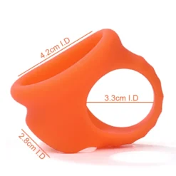 Esquema das medidas internas do anel peniano: 4,2 cm, 3,3 cm e 2,8 cm