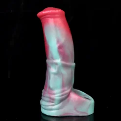 Capa peniana de silicone em degradê rosa e verde-água, vista de lado