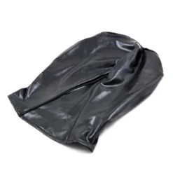 Capuz de bondage dobrado, mostrando o tecido elástico com revestimento brilhante
