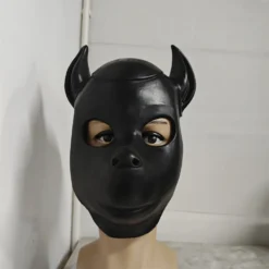 Máscara de cachorro de látex preto vista de frente