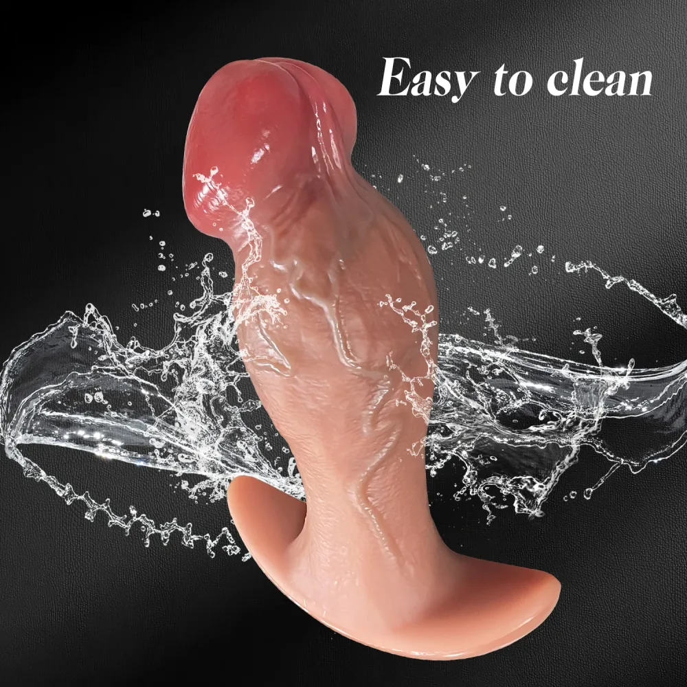 Plug anal gigante realista de silicone sob respingos de água, fácil de limpar