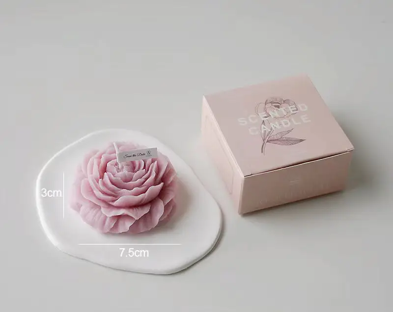 Low Temperature Candle Wax Peony Rose Heart Candle 42 Degrees To 48 Degrees