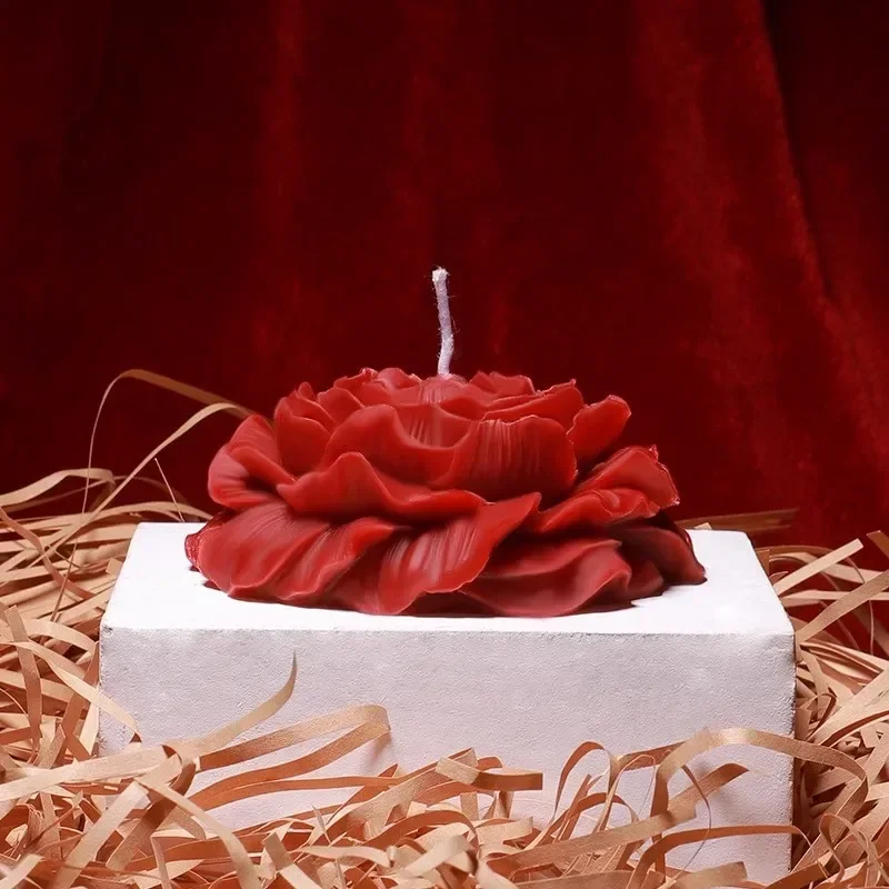 Low Temperature Candle Wax Peony Rose Heart Candle 42 Degrees To 48 Degrees
