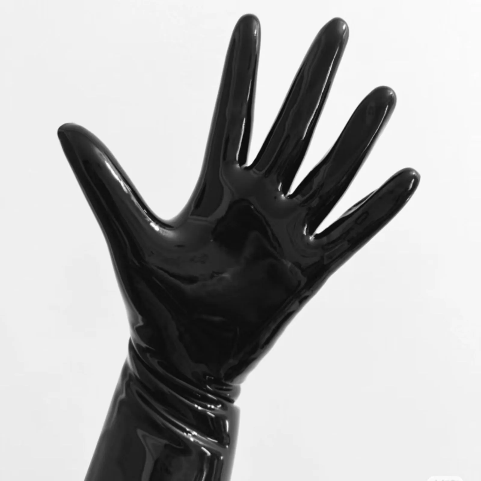 Luvas Curtas de Látex Brilhante Sexy Black Short Latex Gloves - Imagem 5