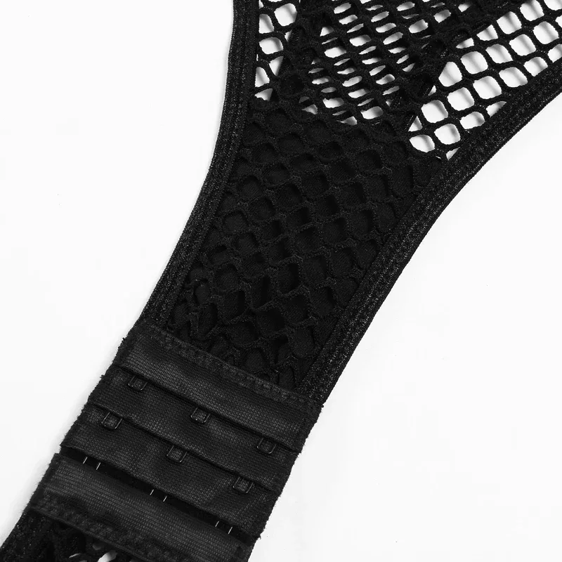 Detalhe da tira acetinada que contorna a abertura da virilha do bodysuit