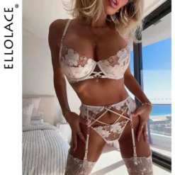 Lingerie floral transparente Ellolace branca com cinta liga e meias