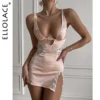 Vestido de cetim sexy Ellolace nude com decote V e renda nas laterais