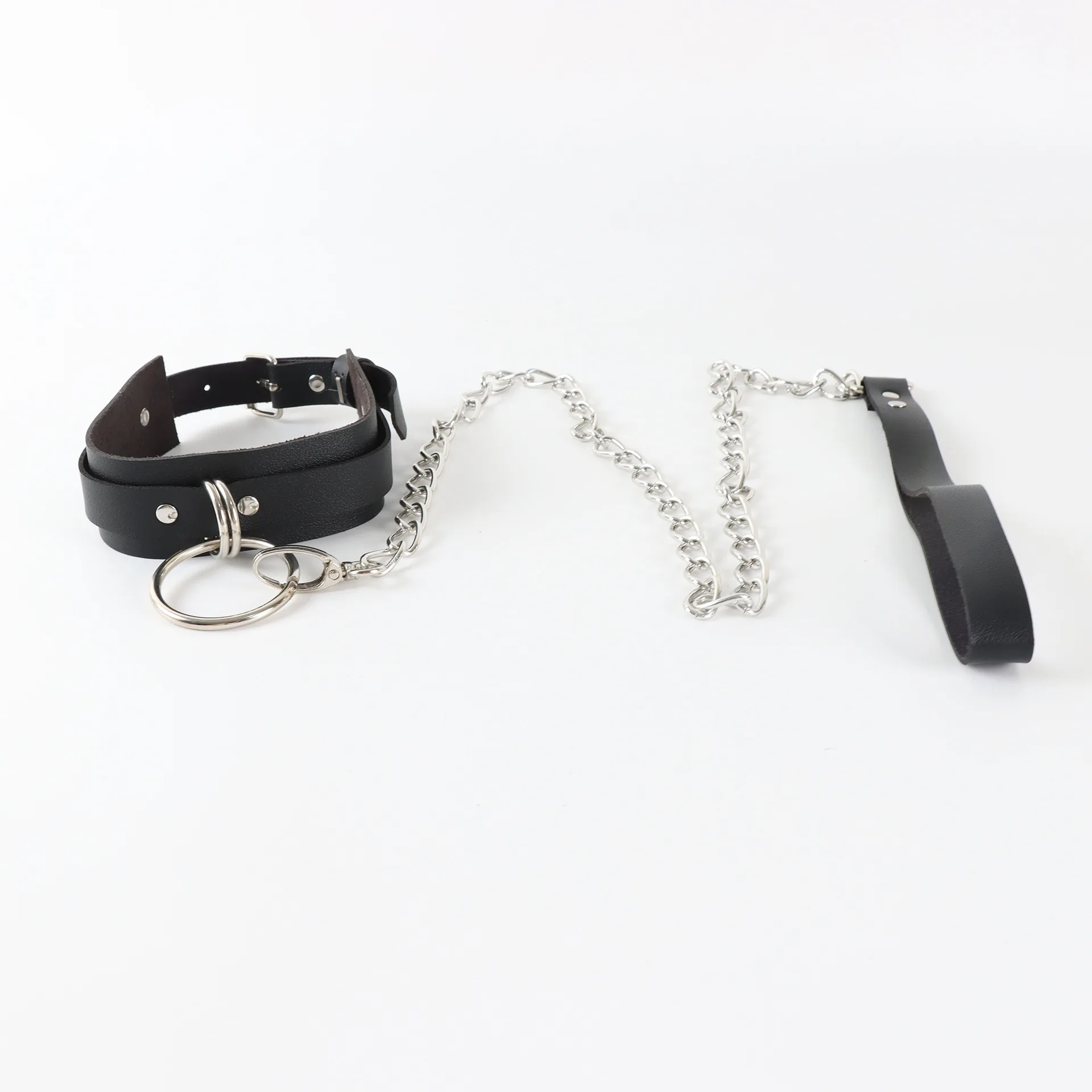 New Women's SM Sexy Collar Strap Black Leather Material Collar Metal Silver Chain Fashion Matching Women's Sexual Products