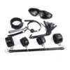 Kit BDSM completo preto com barra separadora, algemas, coleira, mordaça, máscara e chicote