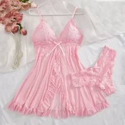 Conjunto de camisola de renda floral rosa e calcinha fio dental de renda