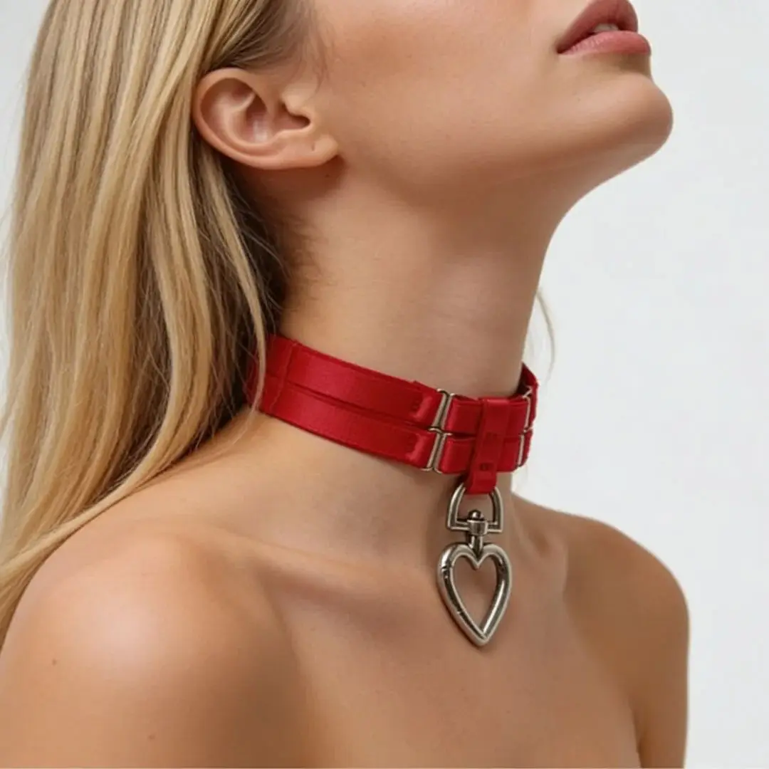 Colar Gargantilha Coração UYEE Choker Necklace