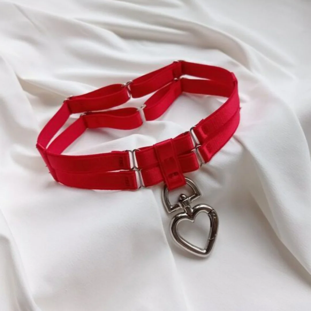 UYEE Women Colorful Tie Neck Ring Large Circle Heart Geometric Shape Accessory Belt Sweet Cool Style Iron Material for All Ages UYEE Women Colorful Tie Neck Ring Large Circle Heart Geometric Shape Accessory Belt Sweet Cool Style Iron Material for All Ages