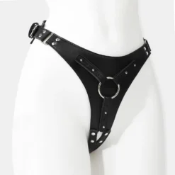 Cinta peniana corset preta vista de frente com O-ring