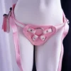 Cinta peniana premium rosa vista de frente com argola de metal
