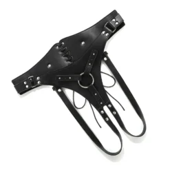 Strap on harness corset de lado mostrando as tiras de perna